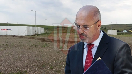 Imagini de coșmar de la spitalul mobil din Lețcani. Platforma de la Parcul Transagropolis se scufundă. Maricel Popa, președintele Consiliului Județean Iași, vede conspirații în jurul său