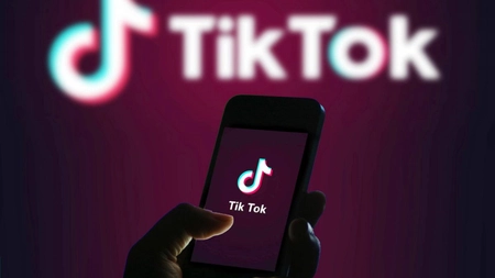 Cinci influencerițe au fost condamnate la doi ani de închisoare din cauza unor videoclipuri postate pe TikTok
