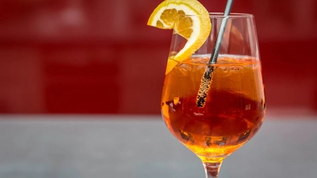 Răcorește-te cu un ice tea cu mentă