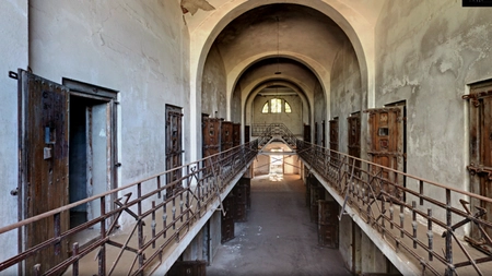 Ce metode de tortură foloseau comuniştii? Tratamentele inumane la care erau supuşi deţinuţii