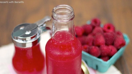 Băutură făcută în casă - Sirop de zmeură