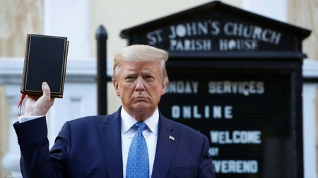 Tik Tok a devenit o ameninţare la adresa SUA! Donald Trump a semnat actul