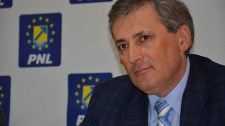 Marcel Vela acuzat că nu îi pasă de faptul că poliţiştii se infectează cu coronavirus