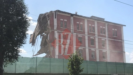 Poluare continuă în Iași pentru a face loc unui nou supermarket Lidl. Constructorul Ștef Invest, amendat pe bandă rulantă de autorități. 