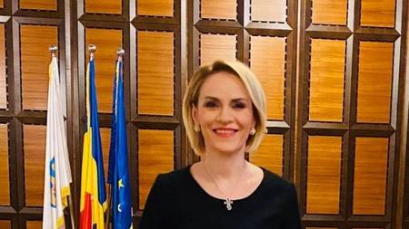 Gabriela Firea râde de Nicușor Dan: „Sunt tot aici și îmi place!”