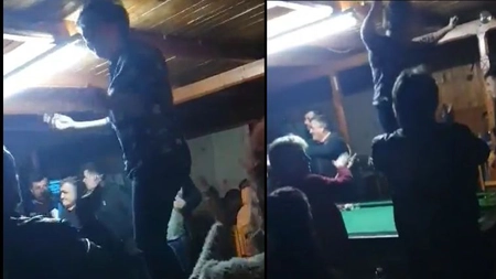 Petrecere de pomină pentru o primăriță PNL! A urcat pe o masă de biliard şi a început să danseze