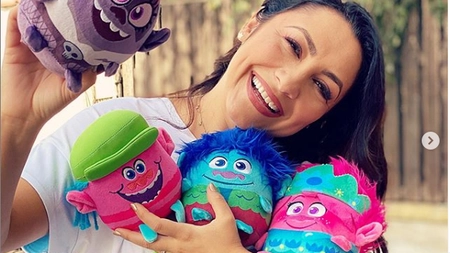 Andra şi-a băgat fanii în sperieţi, după ce s-a afişat aşa. ”Te-ai operat la nas?”