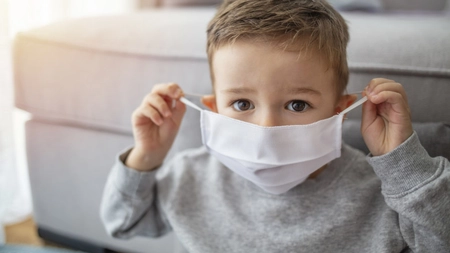 Ne protejează sau nu măştile de coronavirus? Ce au descoperit oamenii de știință