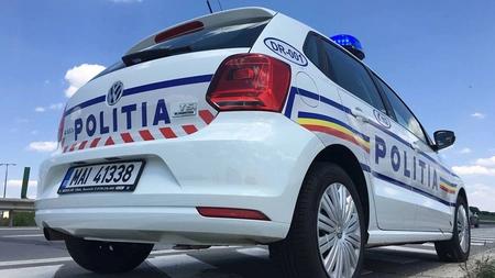Răzbunare sângeroasă, la Iași! Un bărbat înnebunit de gelozie a dat cu mașina peste propria soție! Femeia a trecut milimetric pe lângă moarte! (Exclusiv)