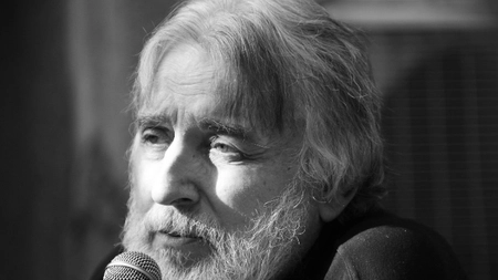 Adrian Păunescu, poezie despre pandemie. Virus anticipat?