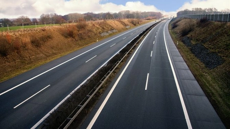 Ședința de analiză și progres pentru autostrăzile A7 și A8 din Moldova a avut loc la sediul CNAIR