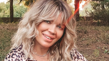 Gina Pistol a împlinit 40 de ani! Cum a surprins-o Smiley, în ziua în care blondina a schimbat prefixul