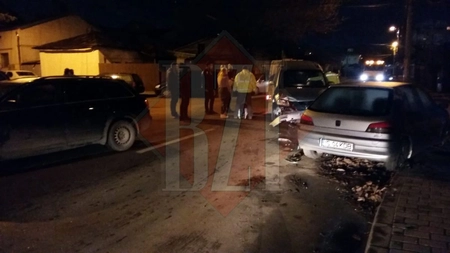 Accident rutier în Iași! Trei autoturisme au fost implicate - EXCLUSIV/ FOTO/ VIDEO