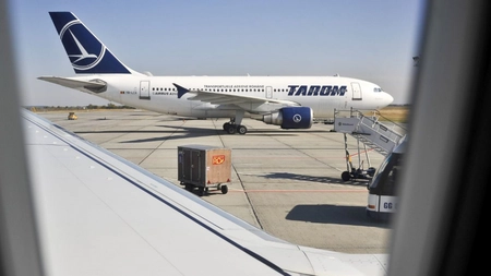 Incident aviatic pe Aeroportul Otopeni. O cursă Tarom a fost întoarsă din drum