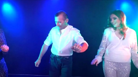 Viorel și Vulpița au dat din nou lovitura pe piața muzicală. Soții Stegaru au lansat o nouă melodie