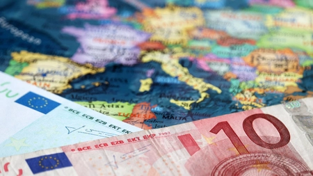 Sute de miliarde de euro economisiți de europeni în vremea carantinei! Banii urmau să ajungă în domeniul HoReCa
