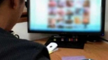Un tânăr în vârstă de 25 de ani din Sibiu trimitea poze indecente unui copil în vârstă de 9 ani! Bărbatul e cercetat penal