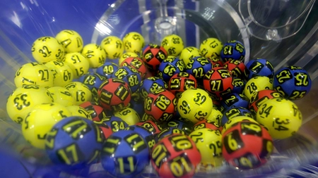 Marele premiu la Loto 6/49 din 6 decembrie a fost câştigat. O femeie din Suceava a ridicat o sumă colosală