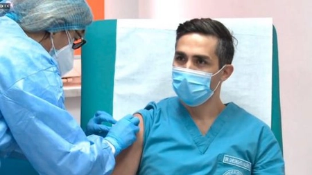 Valeriu Gheorghiță: „Se decalează cu 10 zile cei programaţi care deservesc zone esenţiale“ - VIDEO