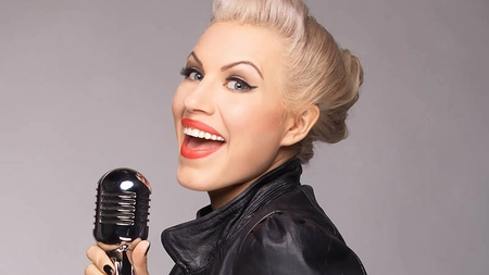 Amna trebuie să se opereze. Ce a păţit fosta concurentă de la Survivor România