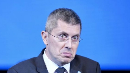 Vicepremierul Dan Barna a semnat un ordin prin care fosta sa firma să ia 13 milioane de lei