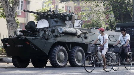 Armata a ieşit pe străzile din Myanmar de teama unor revolte ale populaţiei