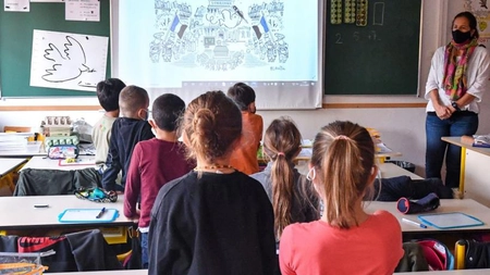 Cum arată formularul pentru testarea COVID a elevilor. Descarcă documentul de AICI