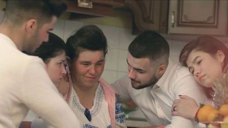 Cum arată mama lui Culiță Sterp coafată și cu machiaj. Fiica ei s-a ocupat
