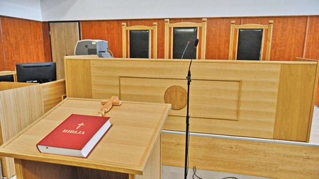 Peste 1.000 de ieșeni, trimiși în judecată pentru fapte penale, în 2020! Șase persoane, achitate definitiv pentru acuzațiile aduse de procurori! Peste 55.000 de dosare, pe mesele anchetatorilor!