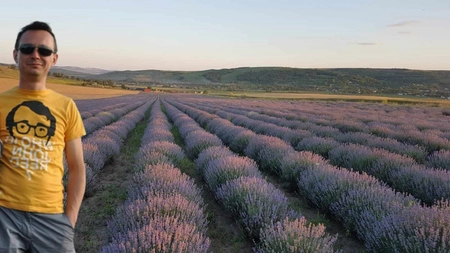 Inginerul din Iași care a scos din buzunar 50.000 de euro pentru o pasiune mai puțin obișnuită. Marius Ciprian Tonița vrea să ajungă cel mai mare producător din Iași. 