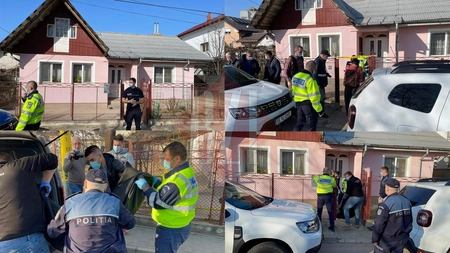 O decepție în dragoste după divorț s-a terminat tragic. Fostul soț al unei asistente de la Neurochirurgie și-a ucis mama chiar de ziua acesteia. După ce a comis crima, a așteptat poliția lângă cadavru - GALERIE FOTO / VIDEO