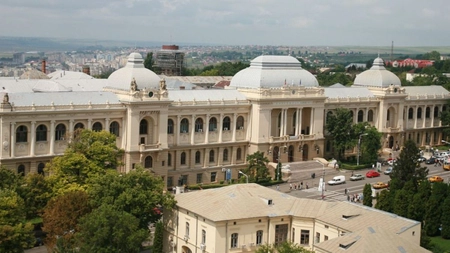 La Iași s-au pus bazele oficiale ale unui nou și important gimnaziu! Școlarii vor avea la catedră un grup select și celebru de profesori - EXCLUSIV
