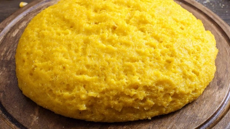 Câte calorii are mămăliga: De ce să o consumi în loc de pâine