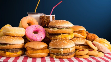 Cum poti sa iti tii in frau pofta de fast food