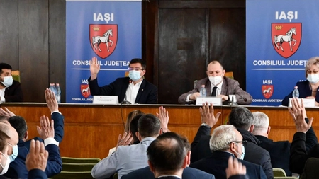 Ședință record la Consiliul Județean Iași. Proiecte aprobate pe repede înainte în Săptămâna Mare
