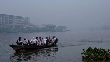 În Indonezia 7 persoane au murit după ce au încercat să facă un selfie