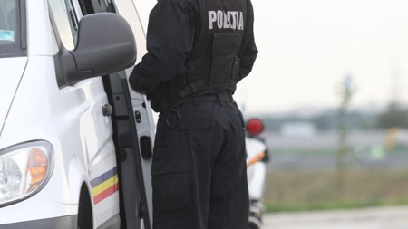 Șase persoane au fost reținute, după scandalul cu săbii și cuțite izbucnit în județul Vaslui