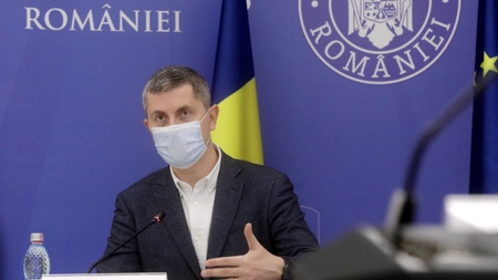 Dan Barna o susţine pe Clotilde Armand în războiul gunoaielor de la Sectorul 1 în pofida faptului că locuitorii strâng semnături pentru demiterea ei