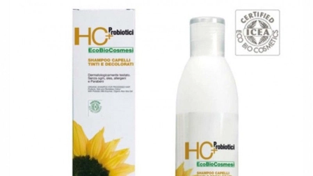 Farmaciile Ropharma - Îngrijirea părului vopsit: 3 reguli de aur pentru un păr strălucitor