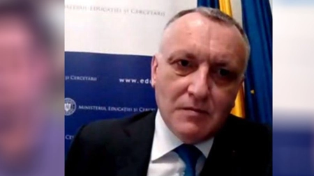 Reacţia ministrului Educaţiei, Sorin Cîmpeanu legată de decizia UMF Iași de a permite intrarea la examene doar a studenţilor vaccinaţi