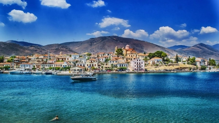 Sfaturi pentru turiștii români care călătoresc în Grecia, Turcia și Bulgaria. Care sunt documentele necesare și ce se recomandă să evite