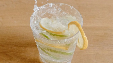 3 reţete de limonadă pentru slăbit. Cum dai jos kilogramele