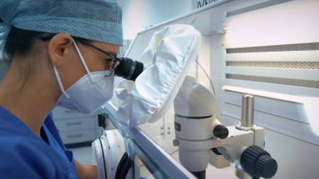O boală misterioasă a fost depistată în Suceava! Este genetică, mortală şi foarte rară