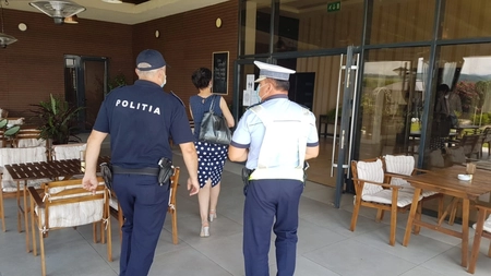 Controalele polițiștilor continuă. Se verifică dacă măsurile luate în lupta împotriva COVID-19 sunt respectate. Zilnic, sute de ieșeni sunt legitimați