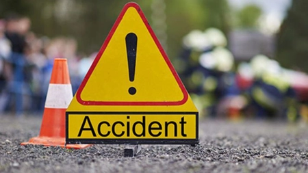 Un bărbat beat a intrat cu ATV-ul într-un stâlp de beton din Sibiu, în toiul nopţii, iar pasagerul a murit