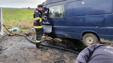 Accident rutier grav în judeţul Ialomița! Patru persoane au murit şi alte două au fost rănite - FOTO