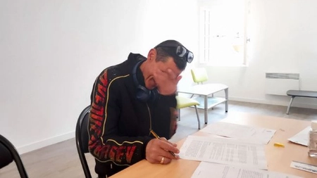 Considerat erou în Franţa, un cerșetor român a primit casă şi loc de muncă la Nisa. «E un om fantastic, să fim mândri că-l avem printre noi»