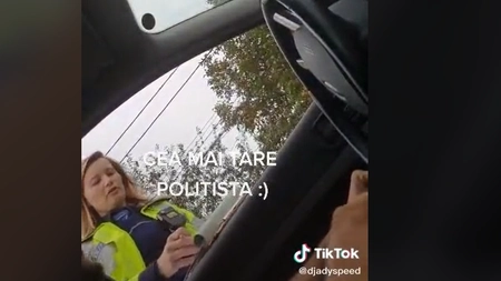 O polițistă a ajuns virală după ce conversația cu un șofer amendat a ajuns pe TikTok - Video