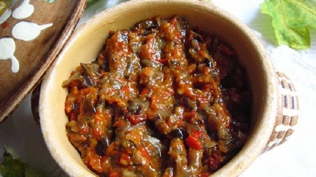 Zacuscă de ghebe ca la mama acasă: Secretele unui deliciu al toamnei!