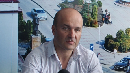 Dreptul la informații îngrădit de primarul Marius Pintilie. Jurnaliștii din Pașcani care vor să se acrediteze trebuie să prezinte CV-ul